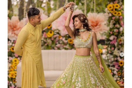 पूर्वमिस नेपाल अश्मीको मेहेन्दी समारोह (तस्बिरहरू)