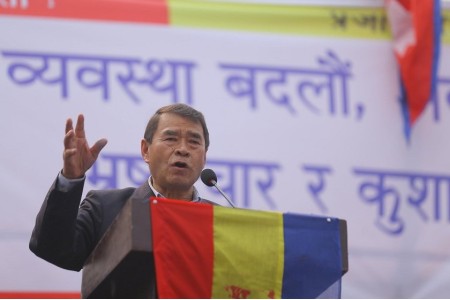 'राणा र मिश्र ढुंगा हान्ने र आगो लगाउने मान्छे हुन्?'