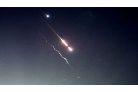 बुधबार इजरायलमाथि मिसाइल प्रहार