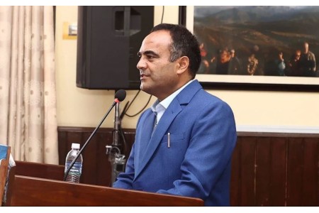 कांग्रेस केन्द्रीय समिति र संसदीय दलको संयुक्त बैठक राख्नुपर्छ : नैनसिंह महर
