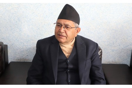 प्रमुख सचेतकहरुसँग छलफल गर्दै सभामुख घिमिरे