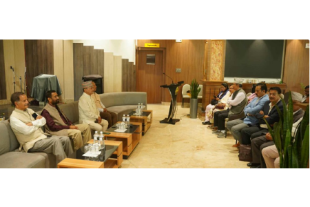 सर्वोच्चको फैसलापछि देउवा–खड्का समूह रणनीति छलफलमा