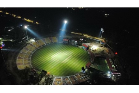 ‘अन्डर लाइट्स’ टी–२०आई शृंखला पहिलो खेलः नेपालले यूएईसँग खेल्दै