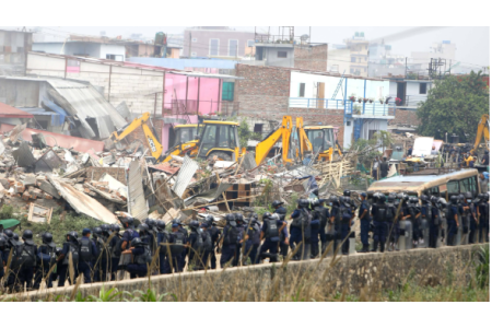 राजधानीका सुकुमबासी बस्तीमा आज पनि चलाइए डोजर