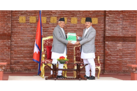 महालेखा परीक्षकको ६३ औँ वार्षिक प्रतिवेदन राष्ट्रपति समक्ष पेस