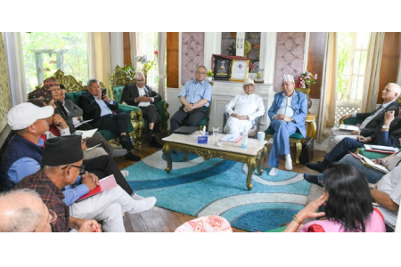 एमाले सचिवालय बैठक आज पनि बस्दै, अध्यक्ष ओलीले जवाफ दिने