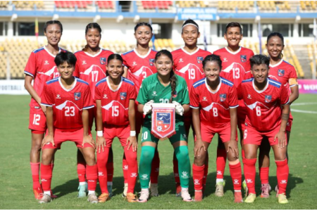 आज बंगलादेशसँग सेमिफाइनल खेल्दै नेपाली महिला फुटबल टोली