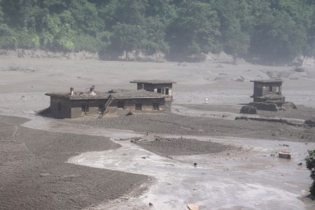 भारतले नेपाललाई बाढीपीडितका लागि ४७.५ टनभन्दा बढी मानवीय सहायता पठायो