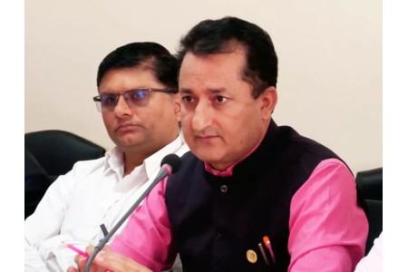 चाडपर्वमा यात्रुलाई राहत : पेट्रोलियमको मूल्य नबढेसम्म यातायात भाडा स्थिर