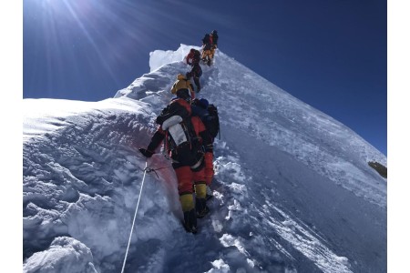 ६४८ आरोहीलाई शरद् ऋतुमा हिमाल आरोहण अनुमति, २० हिमालका लागि ६९ देशका पर्वतारोही