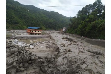 बाढी–पहिरोको जोखिम अझै पूर्ण रूपमा हटेको छैन, म्याग्दीमा ५५० परिवार प्रभावित
