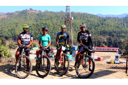 साइकलमा धरानका युवा, खेलकुददेखि पर्यटनसम्म बढ्दै आकर्षण