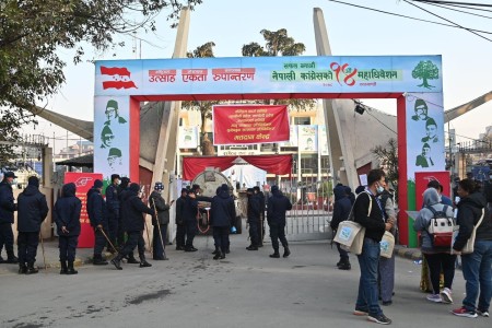 कांग्रेस महाधिवेशनको मतदान फेरि १ बजेसम्म स्थगित