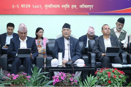 ओलीले एमाले नेताहरूलाई नयाँ राजनीतिक आन्दोलनको तयारी गर्न निर्देशन
