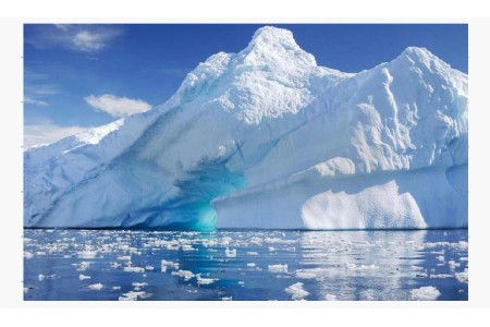 Largest Iceberg in the world fell apart