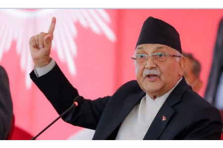 एमालेले सरकार छाडेपछि देशको राजनीति फोहोरी खेलतर्फ गयो : अध्यक्ष ओली