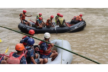 सिमलताल दुर्घटनाः बस खोज्न प्रयोग गरिएको १९ किलोको चुम्बक त्रिशुलीमा हरायो