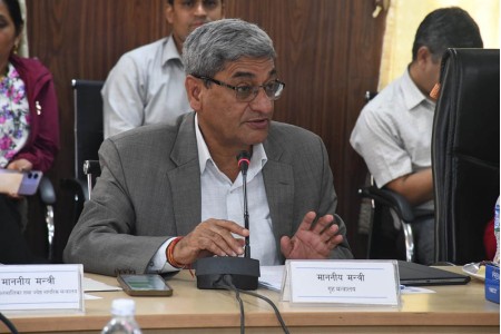 कारागा र बालसुधार गृहको सुधारमा तीनै तहका सरकारको समन्वय जरुरी छ : गृहमन्त्री लेखक