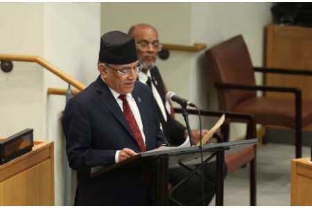 न्युयोर्कमा रहेका गैरआवासीय नेपाली समुदायसँग प्रधानमन्त्री दाहालले गरे छलफल
