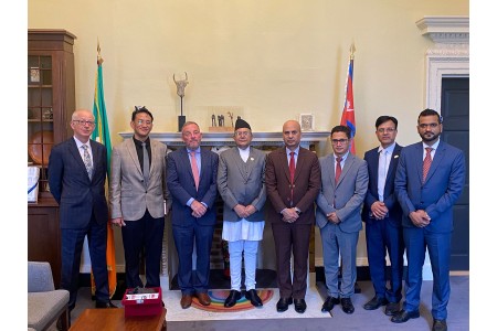 आयरल्याण्डमा सभामुख घिमिरेको भेटघाट सुरु, सिनेट अध्यक्षसँग भेट
