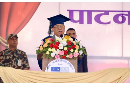 स्वास्थ्य क्षेत्रमा आउनसक्ने जस्तोसुकै चुनौतीको सामना गर्न सक्नेगरी पूर्वाधार विकास गर्नुपर्छ : प्रधानमन्त्री दाहाल