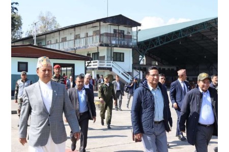 उपप्रधानमन्त्री, मन्त्री र सांसदसहितको टोली भूकम्प प्रभावित क्षेत्रतर्फ प्रस्थान