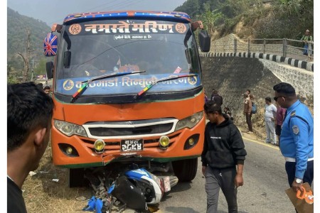 बीपी राजमार्गमा बसको ठक्करबाट पूर्वसैनिकको मृत्यु