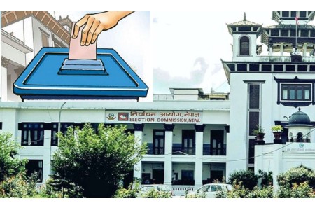 प्रतिनिधिसभाका समानुपातिक सांसदलाई आयोगले आज प्रमाणपत्र दिँदै