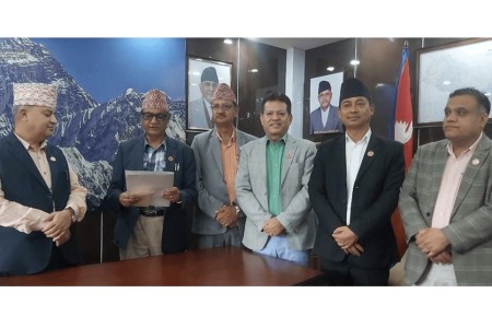 बागमती प्रदेश सरकारबाट बाहिरियो नेकपा एमाले