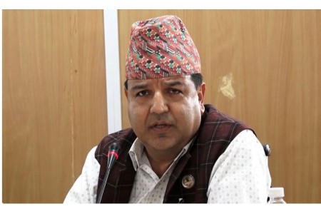 रवि लामिछानेलाई  सरकारले नियतवस अमानविय व्यवहार गरिरहेको छ : सांसद शर्मा