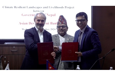 नेपाल सरकार र एडीबीबीच सम्झौता पत्रमा हस्ताक्षर