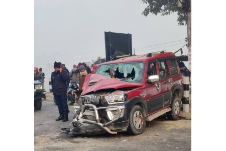 ट्रक र स्कार्पियो ठोकियो, गाडी क्षतविक्षत, ५ जना गम्भीर