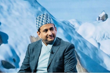 निर्वाण चौधरी, अर्बपति अन्तर्राष्ट्रिय फोरममा बोल्ने पहिलो नेपाली