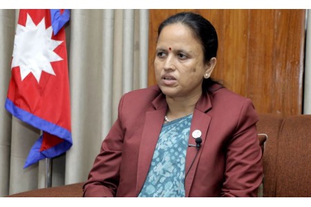नेपाली शिक्षालाई प्रयोगात्मक बनाउन नीतिगत सुधार गर्नुपर्छ  ः सञ्चारमन्त्री शर्मा