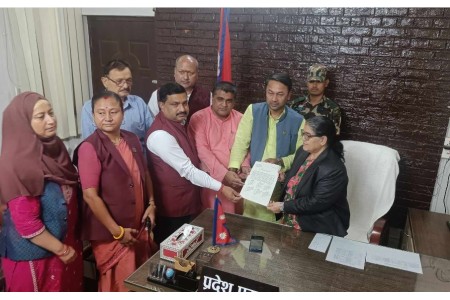 मधेश प्रदेशः नयाँ सरकार गठन गर्न आज सिंहको दावी पेश