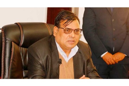सुन तस्करी प्रकरणः संलग्नता देखिएका पूर्वसभामुख महरालाई मुद्दा चलाउन आयोगको सिफारिस