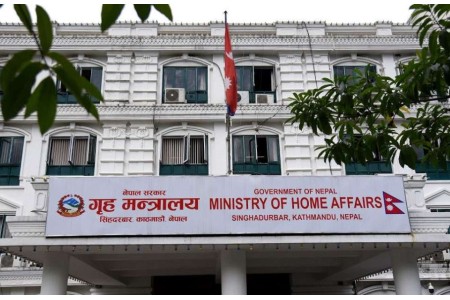 बाढी, पहिरो र डुबानः २३८ जना मृतकका परिवारलाई राहत रकम वितरण