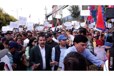 रास्वपाले सरकारविरुद्धको आन्दोलनलाई आज पनि राख्ने