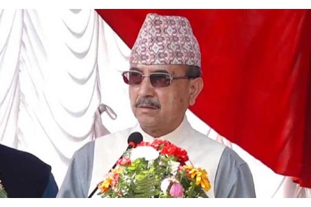 संविधानको दोस्रो संशोधनको प्रकृया एमालेका कारण रोकियो : रक्षामन्त्री खड्का