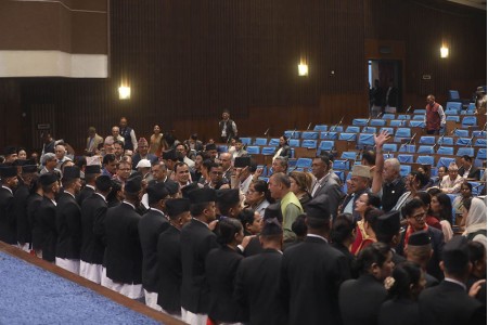 नाराबाजीका बीच राष्ट्रपतिलाई धन्यवाद दिने प्रस्ताव पारित
