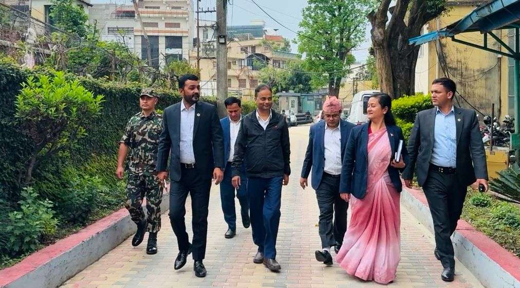 खानेपानीमन्त्री यादवद्वारा मेलम्चीमा छड्के अनुगमन