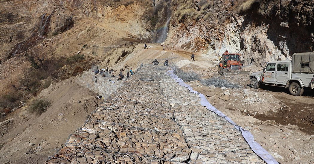मालढुङ्गा–बेनी सडकको स्तरोन्नति कार्य तीव्र गतिमा अघि