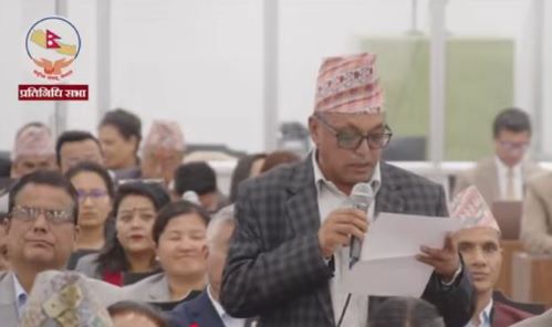 सांसद रोकायाको हवाई भाडा नियन्त्रण गर्न माग
