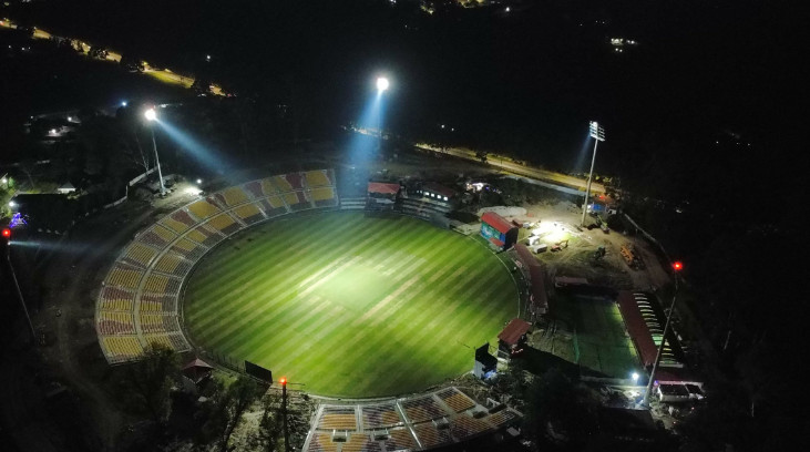 ‘अन्डर लाइट्स’ टी–२०आई शृंखला पहिलो खेलः नेपालले यूएईसँग खेल्दै