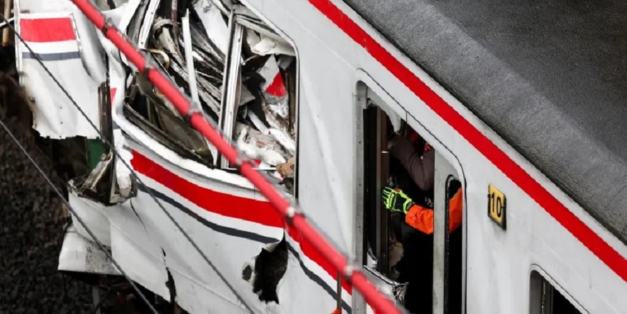 इन्डोनेसियामा रेल दुर्घटना, १४ जनाको मृत्यु ८४ घाइते