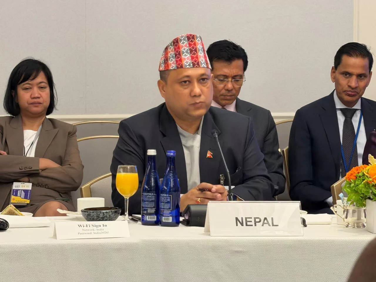 परराष्ट्रमन्त्री खनालद्वारा नेपाली महावाणिज्य दूतावासको अवलोकन