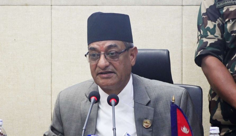 भ्रष्टाचार नियन्त्रण गरेर सुशासन कायम गर्ने नवनियुक्त गृहमन्त्रीको प्रतिवद्धता