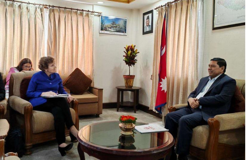 गृहमन्त्री श्रेष्ठ र एमसीसीका सिईओ अल्ब्राइटबीच शिष्टाचार भेटवार्ता