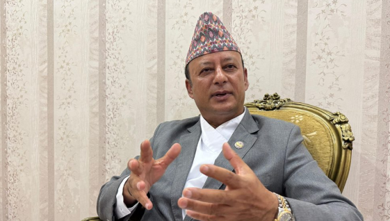 पूर्व ऊर्जामन्त्री दीपक खड्का पक्राउ