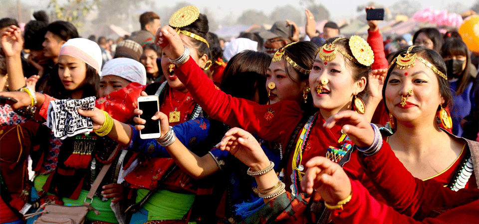 किराँत समुदायले उँभौली पर्व मनाउँदै